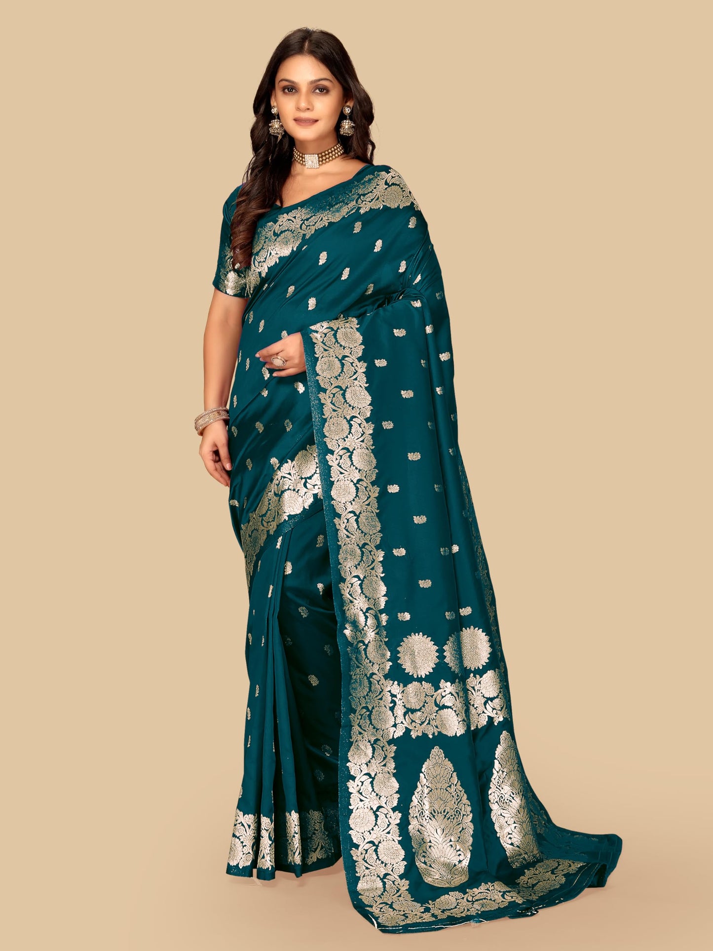 Fluit Lesvetements Women's Banarsi Silk Gajari Saree | Soft Banarasi Style Sari | Golden Meenakari Design & Zari Weaving Pallu |with unstiched Blouse Piece | for Festivals & Weddings