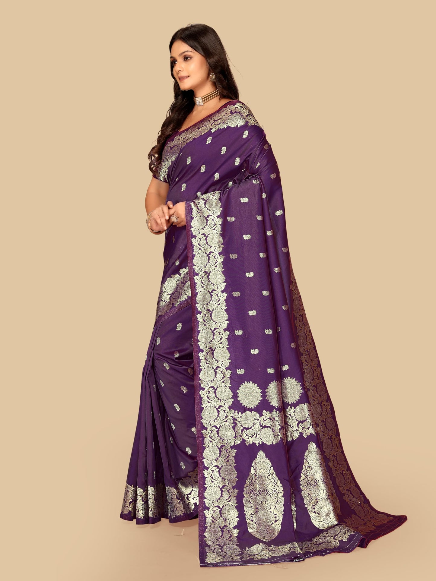 Fluit Lesvetements Women's Banarsi Silk Gajari Saree | Soft Banarasi Style Sari | Golden Meenakari Design & Zari Weaving Pallu |with unstiched Blouse Piece | for Festivals & Weddings