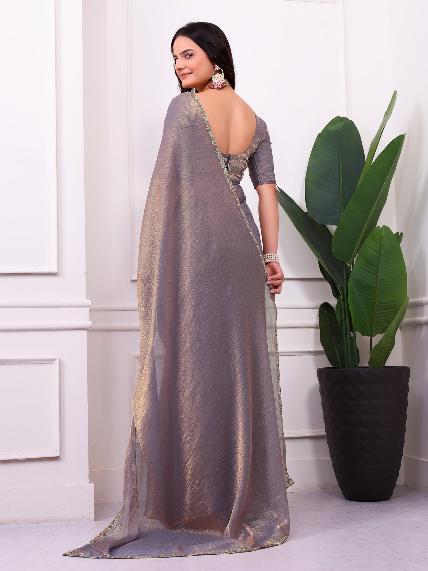 Fluit Lesvetements Women's Shimmer Chiffon soft silk two tone saree with Lace Boarder Shiny Stone and Diamond Work Saree With Unstitched Blouse Piece(5.5 mt Saree with 0.8 mt blouse piece)