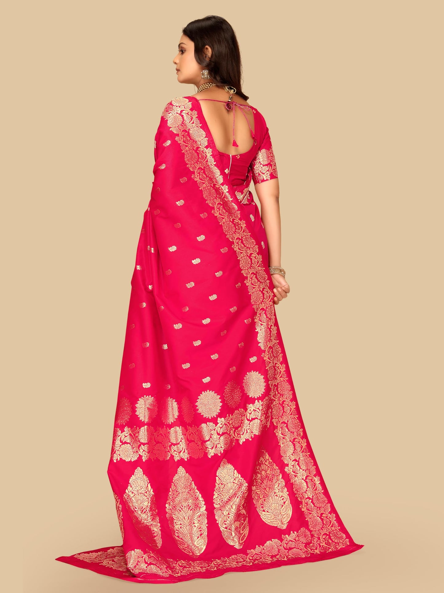 Fluit Lesvetements Women's Banarsi Silk Gajari Saree | Soft Banarasi Style Sari | Golden Meenakari Design & Zari Weaving Pallu |with unstiched Blouse Piece | for Festivals & Weddings